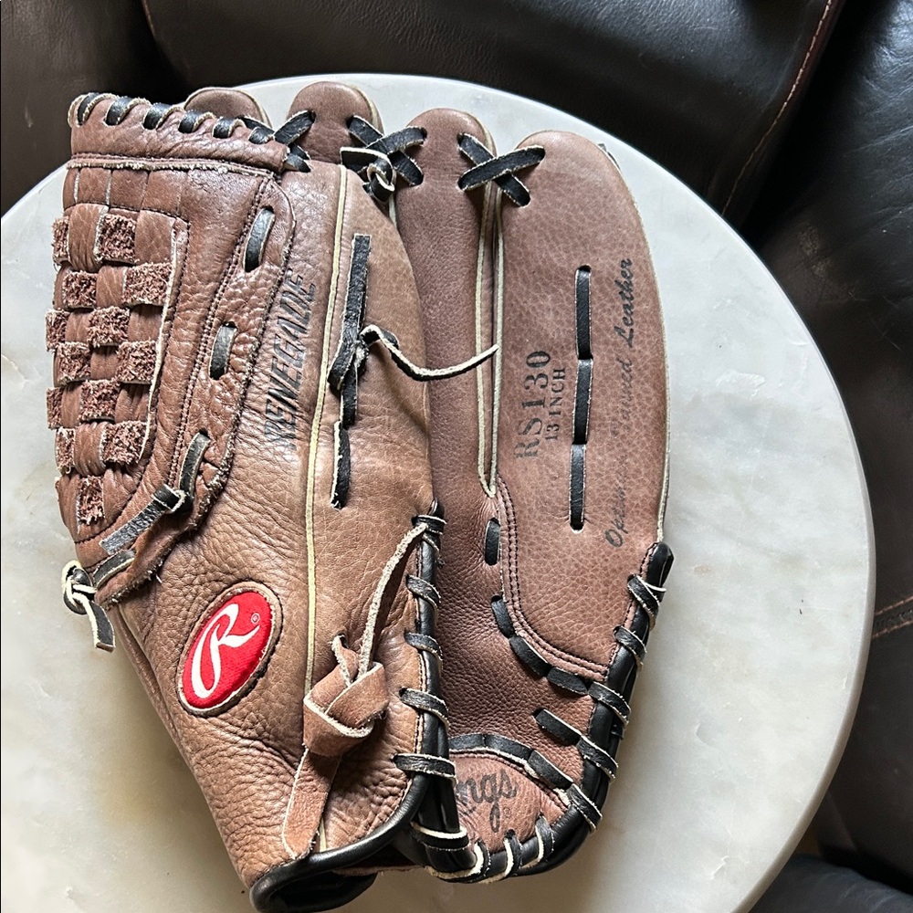 Rawlings Tan Leather Baseball Glove with Black Laces